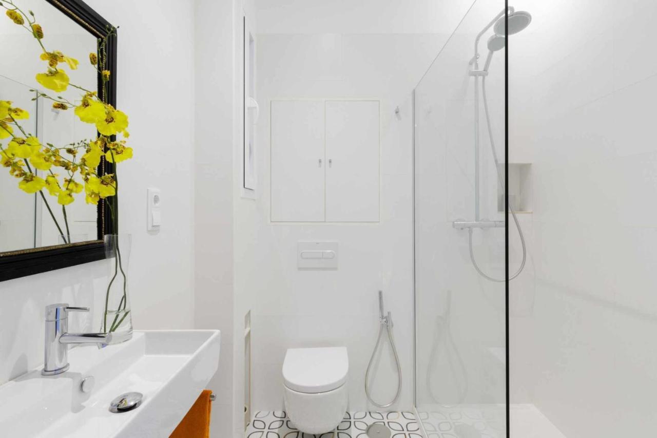 El Viso Smart III Lägenhet Madrid Exteriör bild